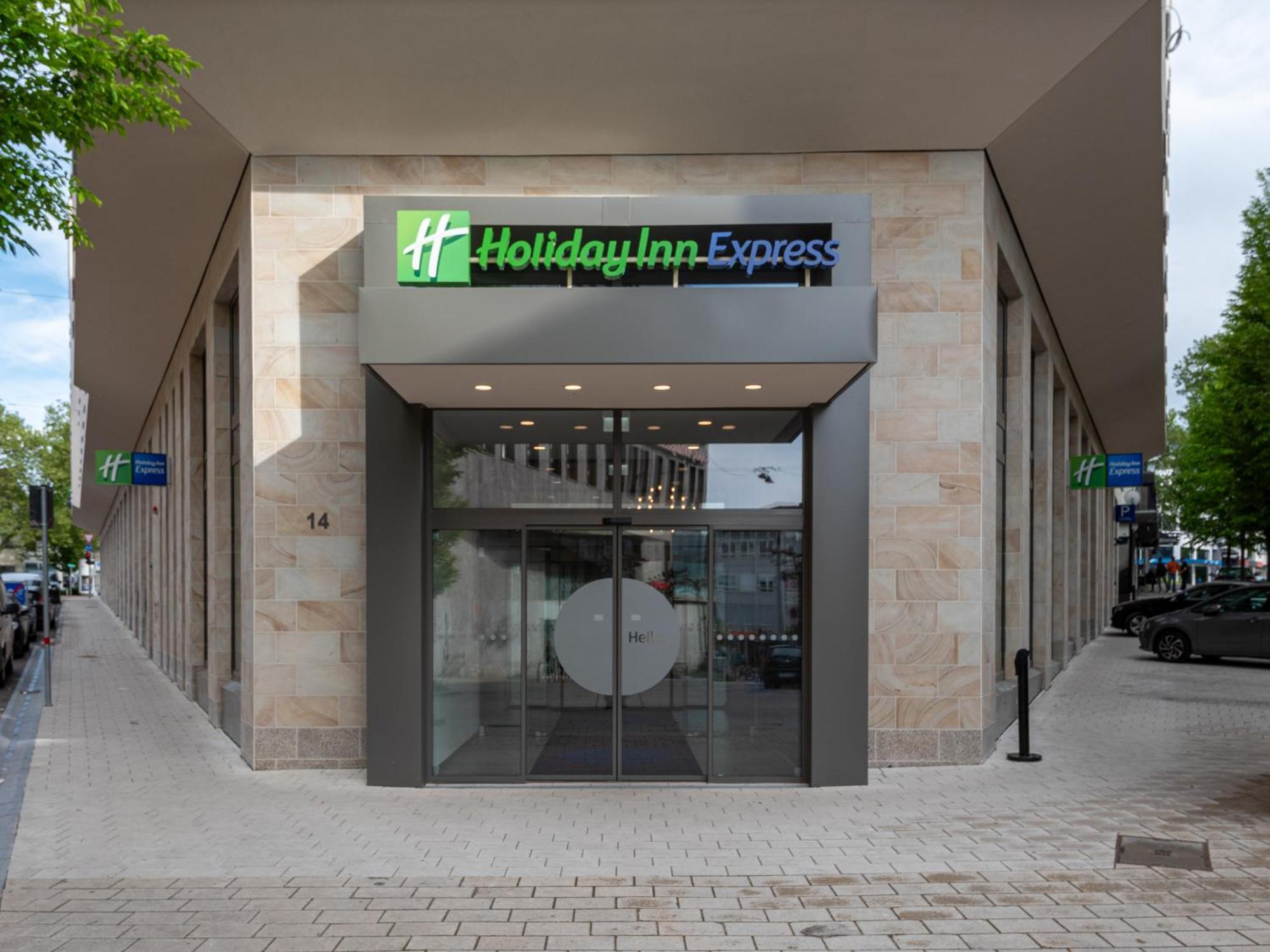 Holiday Inn Express Heilbronn By Ihg Экстерьер фото